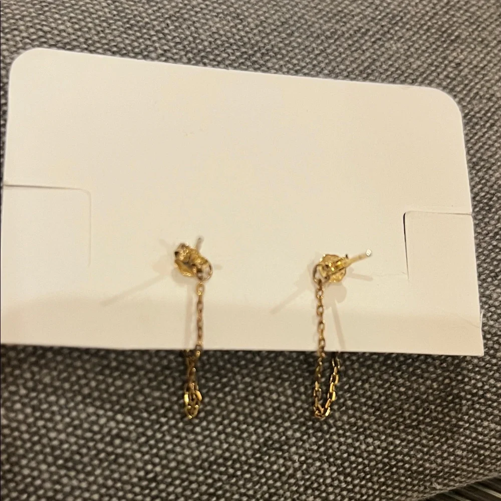 Crystal Chain Huggie Earrings - Picture 3 of 6